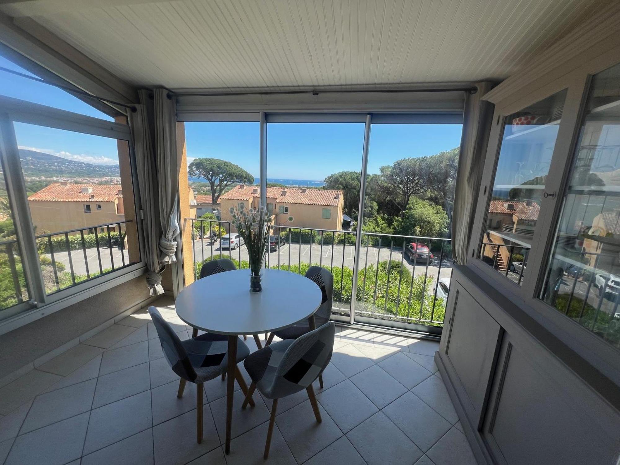 Appartement Vue Mer Golfe De Saint-Tropez Коголин Экстерьер фото